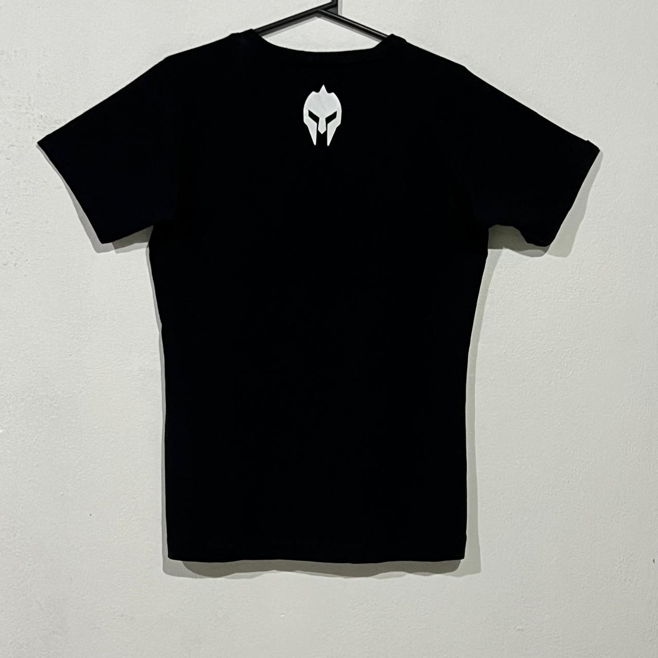Remera manga ranglan Ave Fénix – Renacer, Fuerza y Superación